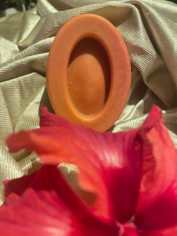 Handcrafted Kesar Gulab Bathing Bar(100 gms)